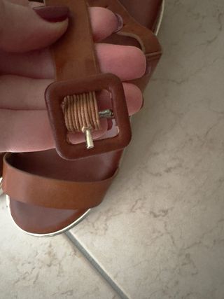 Italian double band biscuit/tan sandals