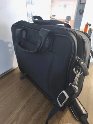 Maletín Cabina Portátil Negro