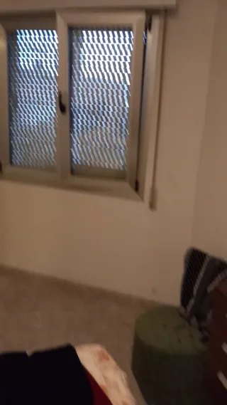 Puerta y ventanas aluminio buen estado