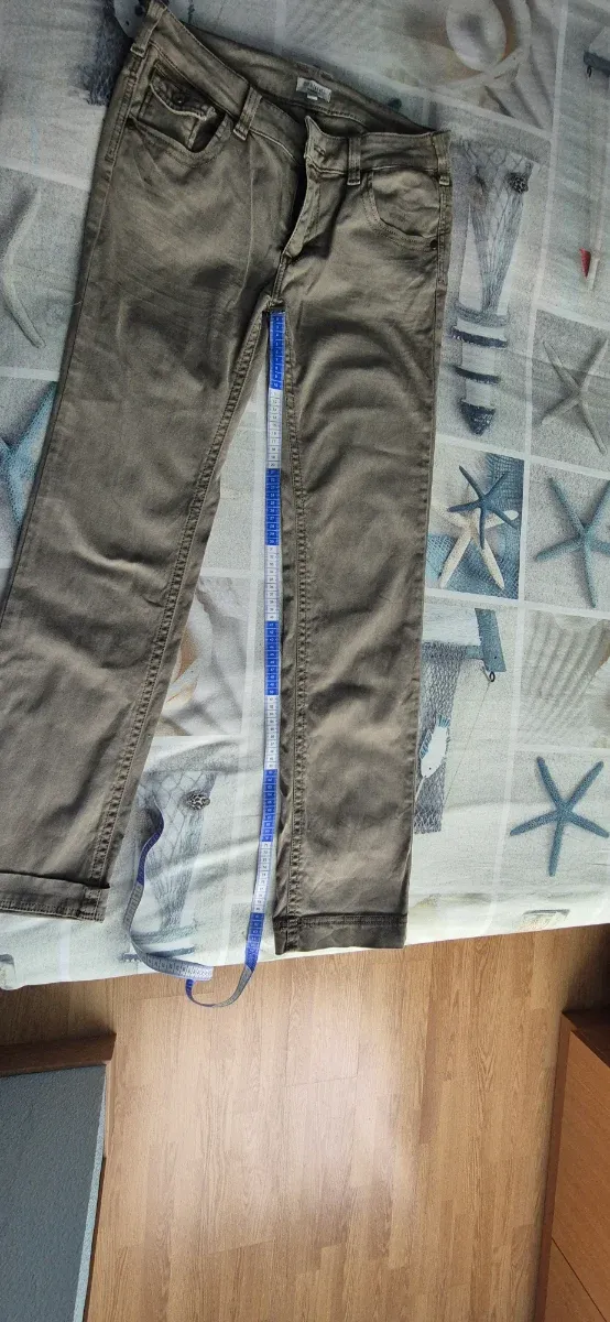 Pantalón Cortefiel beige nuevo