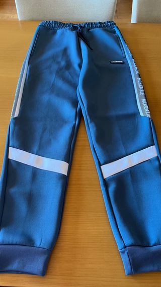 Chandal McKenzie niño