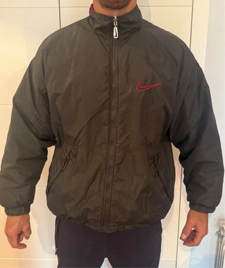 Chaqueta bomber Nike Negra y Roja