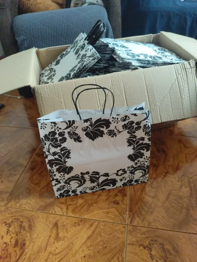 Bolsas de papel decoradas 32x28cm 200 unidades