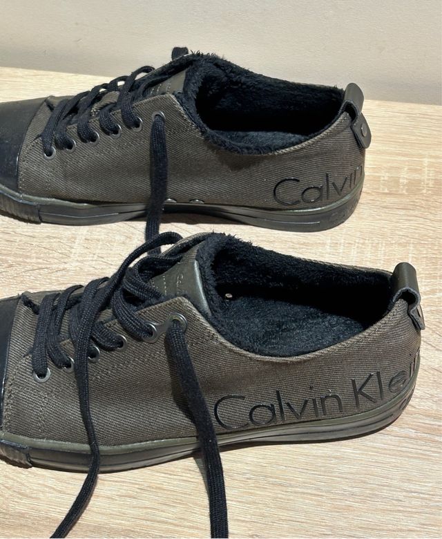 Zapatos Calvin Klein Marrones y Negros