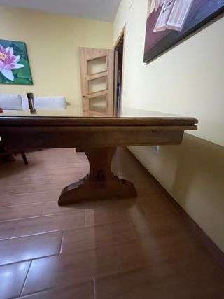 Mesa de castaño maciza de 2 m extensible a 3m