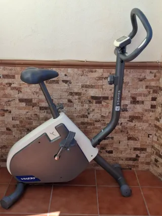 Bicicleta Estática DOMYOS VM230