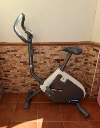 Bicicleta Estática DOMYOS VM230