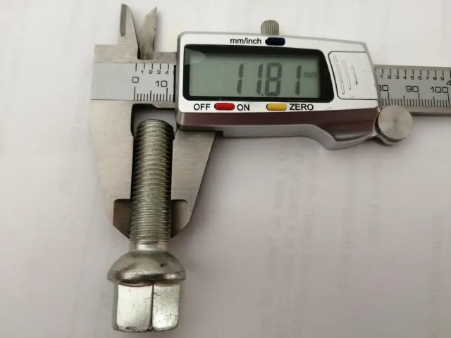 Tornillos Llantas Mercedes