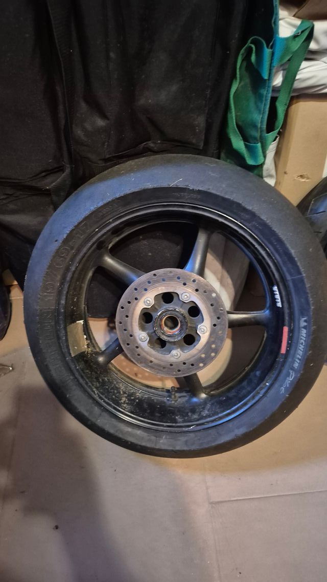 Llantas Yamaha R6 2008