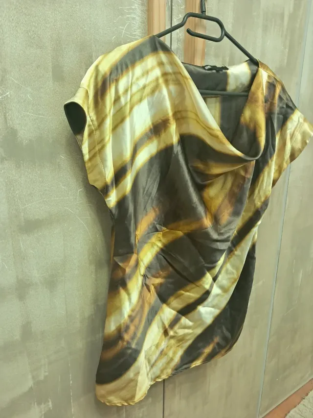 Top de seda estampado T34