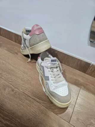 Zapatillas Victoria 1915 Blancas y Rosas