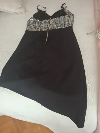 Vestido fiesta lentejuelas y negro