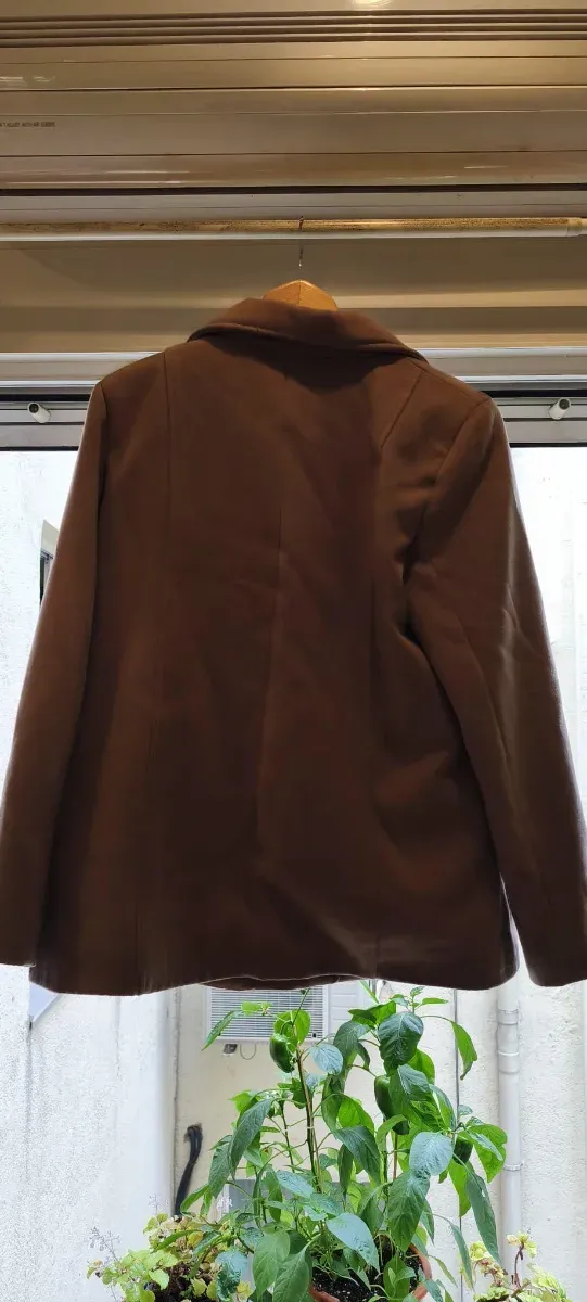 Abrigo de paño elegante marrón