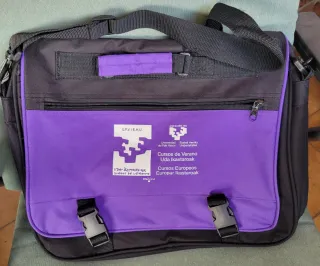 Maletín UPV/EHU Cursos de Verano Negro/Morado