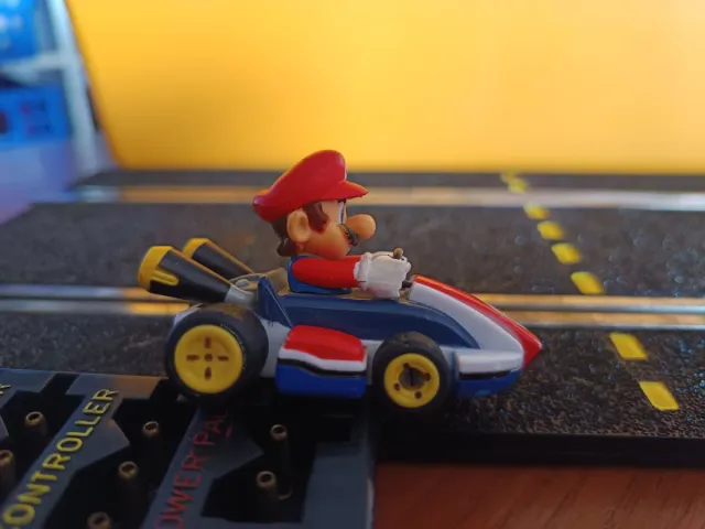 Scalextric carrera first 1/64 Mario Kart