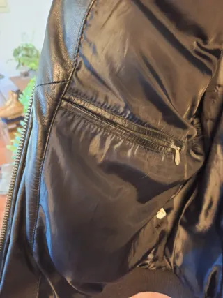 Chaqueta Bomber Cuero Schott Negra