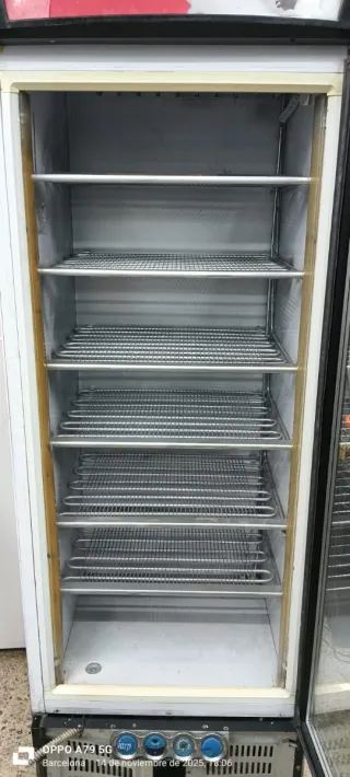CONGELADOR VERTICAL COMERCIAL PUERTA DE CRISTAL