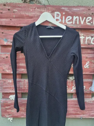 Lote 2 Vestidos Bershka Talla M