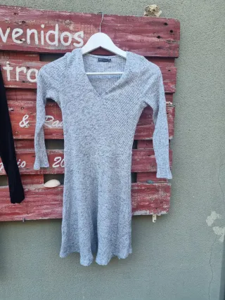 Lote 2 Vestidos Bershka Talla M