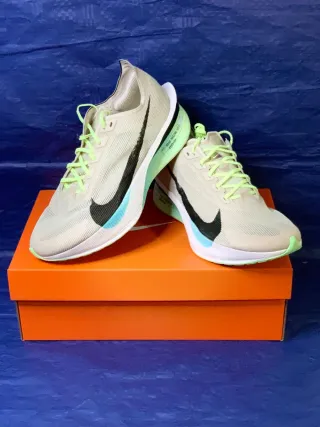 Nike ZoomX Vaporfly Next% 4