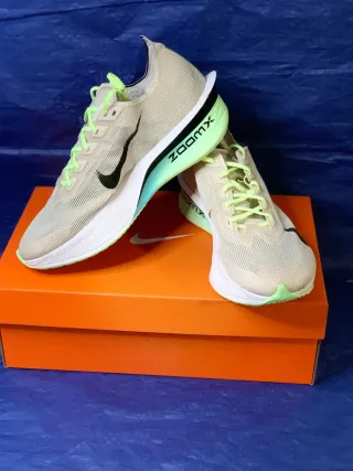 Nike ZoomX Vaporfly Next% 4