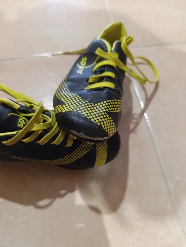 Botas de fútbol Spyro niño talla 30