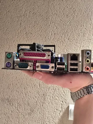 Placa Base Foxconn LGA 775 + CPU Intel Pentium 4