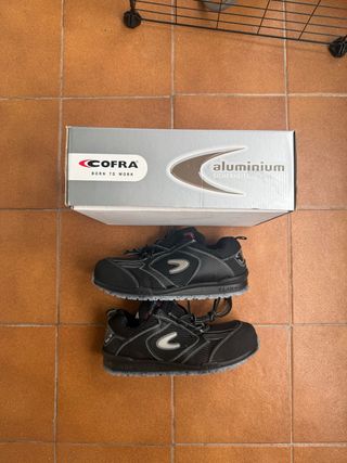 Zapatillas seguridad Cofra