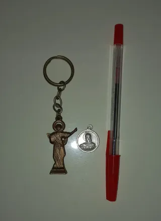 Llavero San Pancracio y medalla escapulario