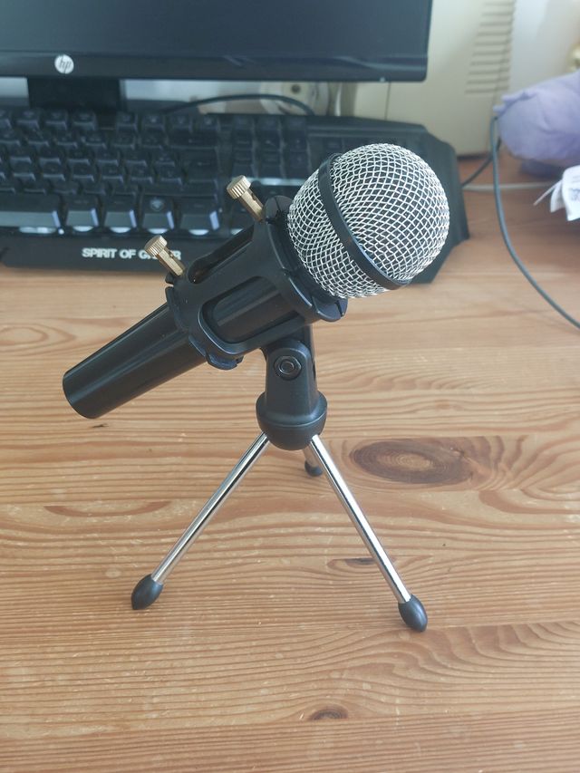 Soporte de micrófono de mesa
