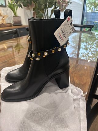 Botines Zara negros perlas talla 38 nuevos