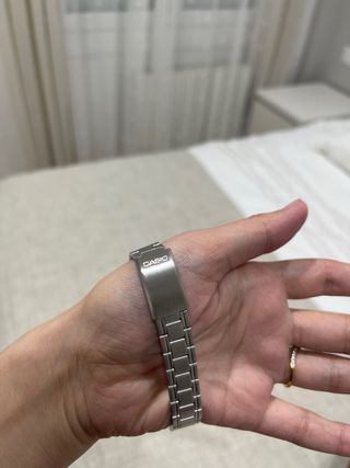 Reloj Casio Plata y Negro