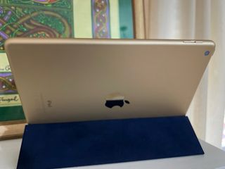 iPad 5ª Generación Dorado 32GB