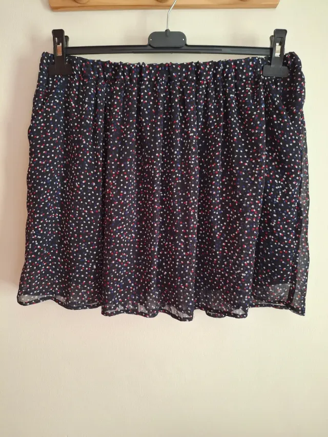 Falda corta verano topitos