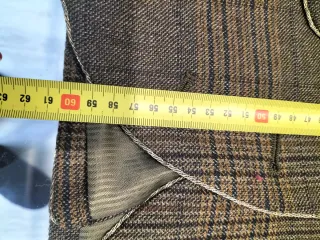Traje de chaqueta de la marca Amitié