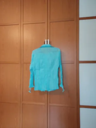 Camisa azul turquesa seda