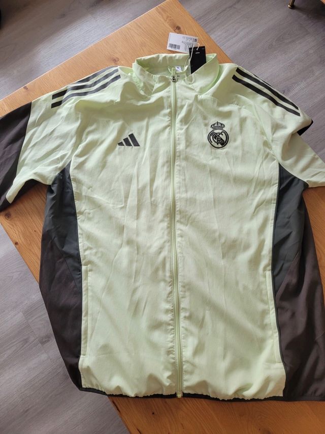 Chaqueta Adidas Real Madrid PressTravel 25/26