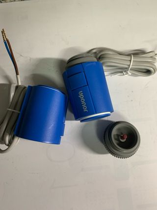 Cabezal suelo radiante Uponor y de Polyther