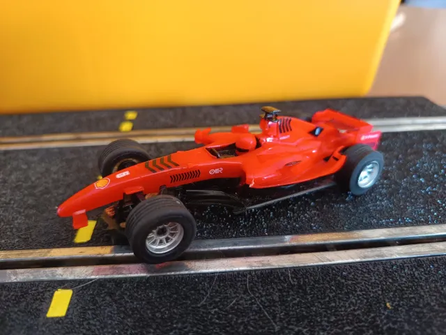 Scalextric Compact 1/43 F1