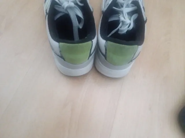 Zapatillas Lacoste Blancas y Verdes