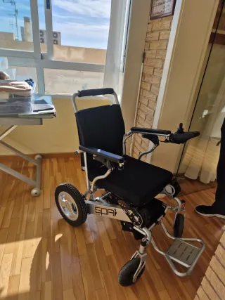 Silla de ruedas eléctrica SDR
