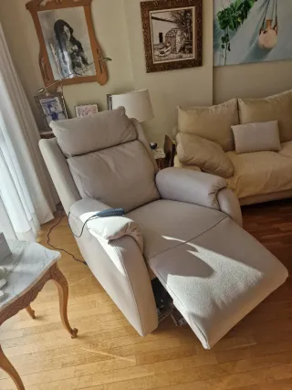 Sofá Eléctrico Reclinable Beige