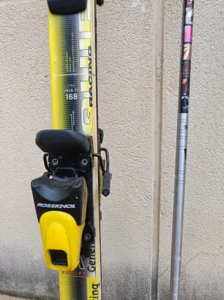 Esquís Rossignol con bastones