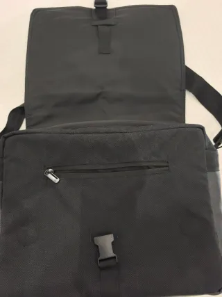 Bolso Mutsy Negro para Bebé