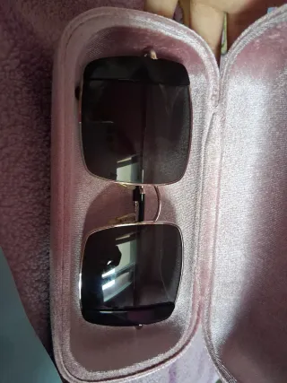 Funda + Gafas Miu Miu
