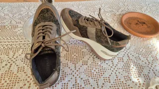 Zapatillas casual Mysoft beige y verde