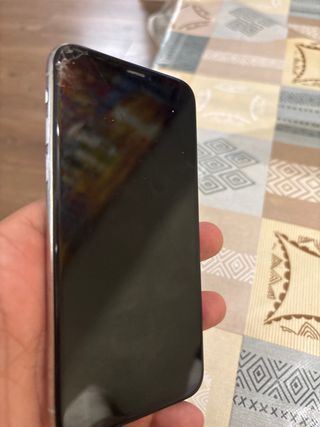 iPhone X Bianco/Oro con schermo incrinato