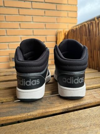 Zapatillas Adidas niño altas
