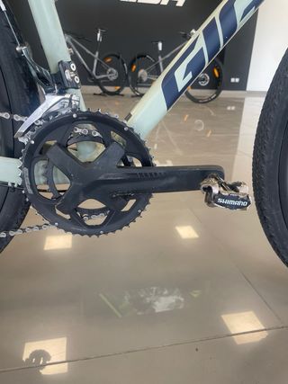 Giant Revolt Talla M