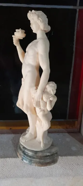 Estatua Dionisio Griego Mármol